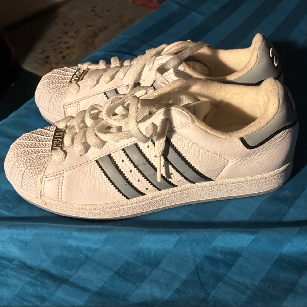 Adidas TIM DUNCAN (San Antonio Spurs) #21 official Adidas sneakers brand New